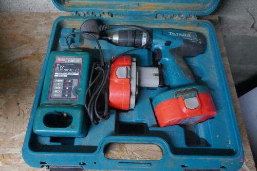 MAKITA BATTERY DRILL