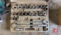 26 PIECE 3/4" SOCKET SET - 2