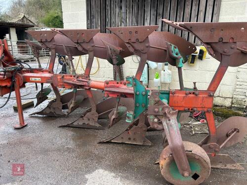 KVERNELAND LA8 4 FURROW REVERSIBLE PLOUGH