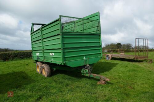 1987 FRASER TWIN AXLE SILAGE TRAILER