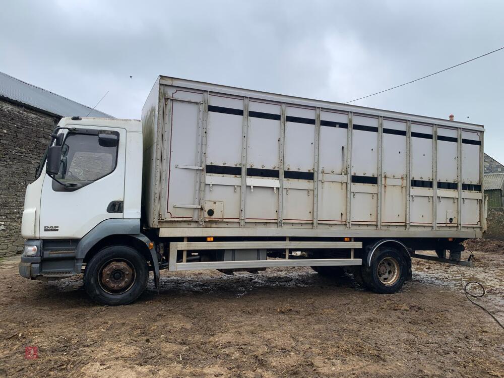 2003 DAF 55180 20' CATTLE CONTAINER