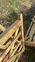 2.1M WOODEN GATE - 6