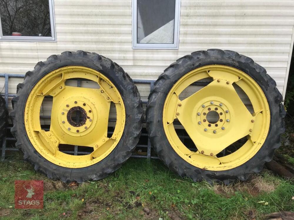 JD 2650 ROWCROP WHEELS