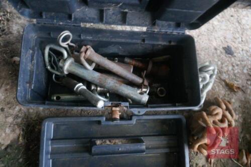 TOOLBOX OF TRACTOR PINS