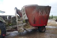 K&K VERTICAL SYSTEM FEEDER WAGON