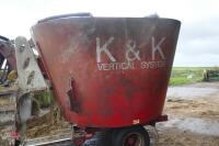 K&K VERTICAL SYSTEM FEEDER WAGON - 2