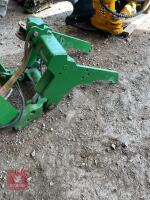 JOHN DEERE ZUIDBERG FRONT LINKAGE - 3