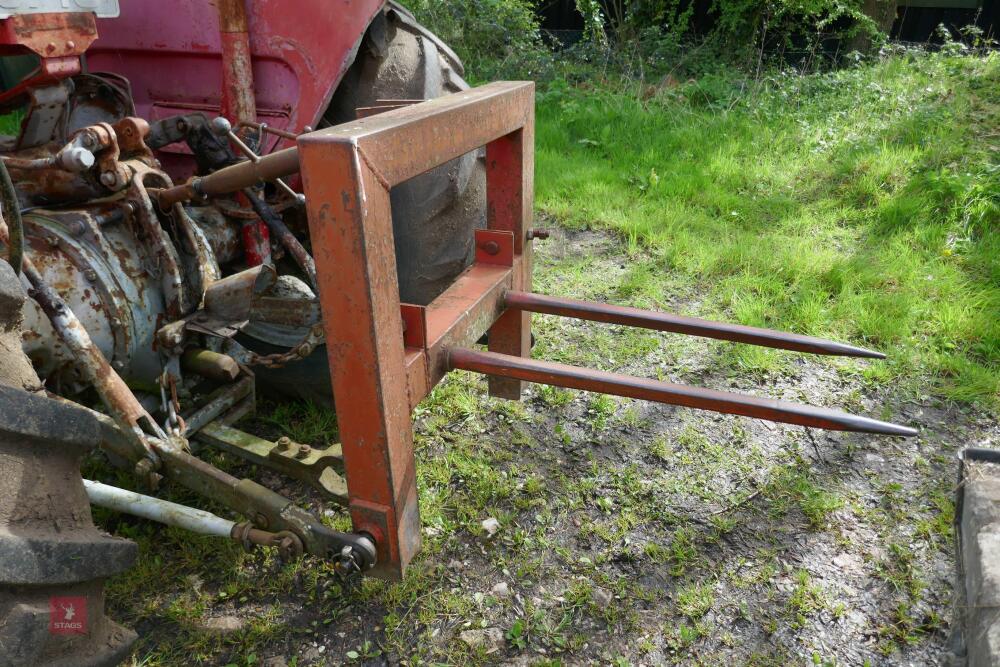 REAR BALE SPIKE