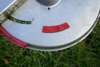 3 AMAZONE ZAM FERTILISER SPREADER DISCS - 6