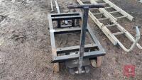 STATIONARY ENGINE TROLLEY - 6