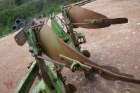 1997 DOWDESWELL DP7D12 4 FURROW PLOUGH - 9