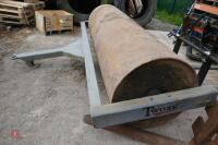 TWOSE 8' GALVANISED BALLAST ROLLER - 9