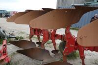 2001 KUHN MULTIMASTER 151 6 FURROW PLOUG - 9