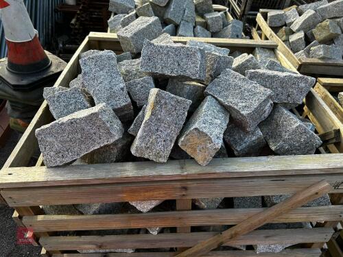 4 PALLETS OF GRANITE BLOCKS/SETS