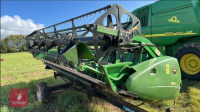 2005 JOHN DEERE 9560L COMBINE - 43