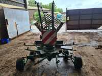 2004 KRONE SWADRO 355 SINGLE ROTOR RAKE - 4