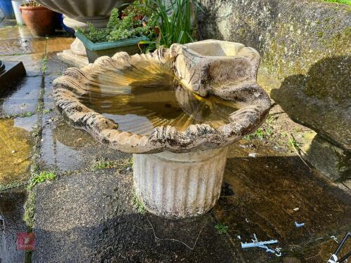 WATER FEATURE/ BIRD BATH