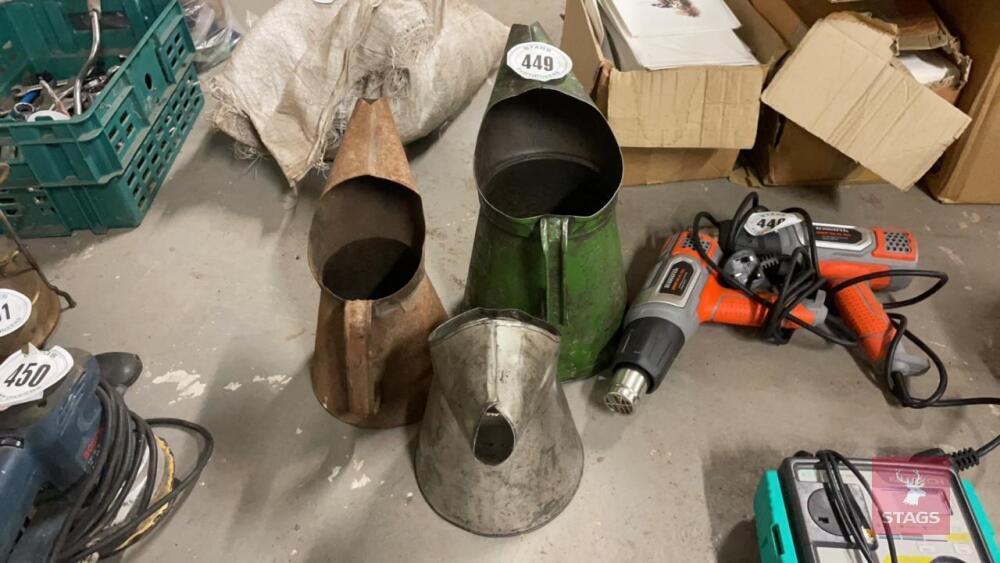 3 OIL CANS