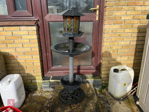 PLASTIC BIRD BATH/ FEEDER/ PLANTER