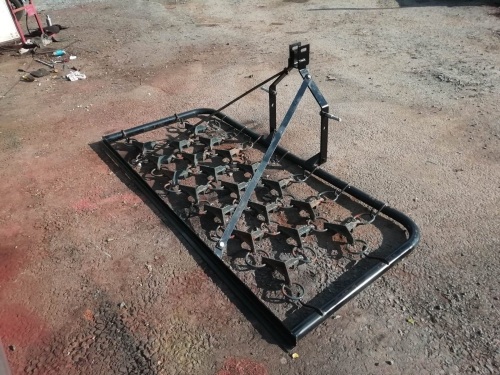 7' MOUNTED CHAIN HARROWS