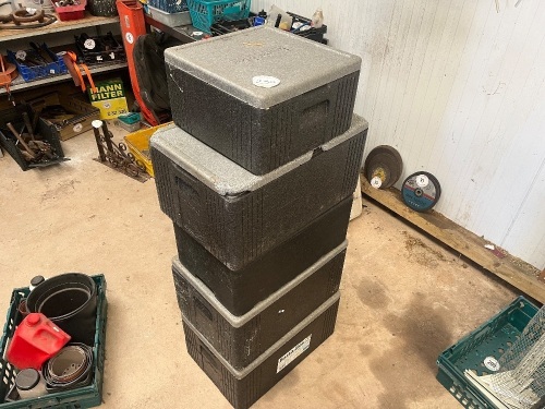 5 BLACK CHILLER BOXES (230)