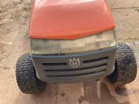 HUSQNARVA CT 130 RIDE ON LAWN MOWER - 4