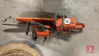 HUSQVARNA 36 CHAINSAW & ECHO CS 2800 - 2