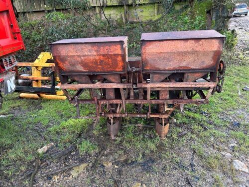 POTATO PLANTER