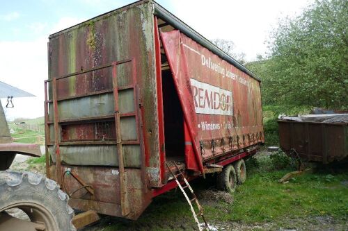 25' TWIN AXLE FLATBED TRAILER