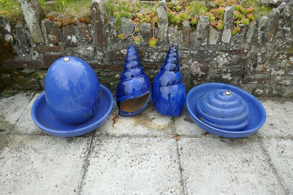 GARDEN ORNAMENTS AND WATER FEATURES