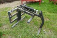 2015 ORIGINAL IMPLEMENTS BALE HANDLER