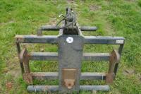 2015 ORIGINAL IMPLEMENTS BALE HANDLER - 14