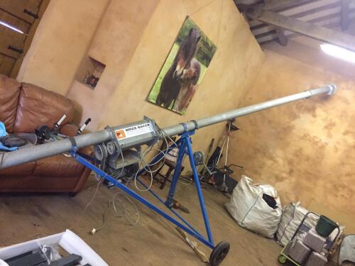 BRICE BAKER 4.5 WHEELED GRAIN AUGER