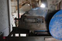 1996 HUNT ROLLER MILL