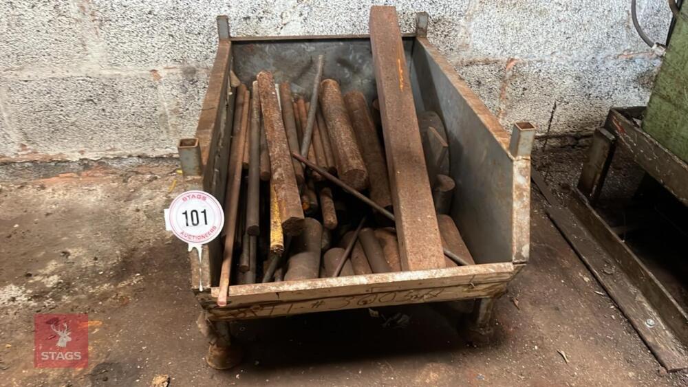 STILLAGE OF METAL BAR