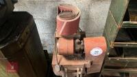 A X LINISHER BELT SANDER - 9