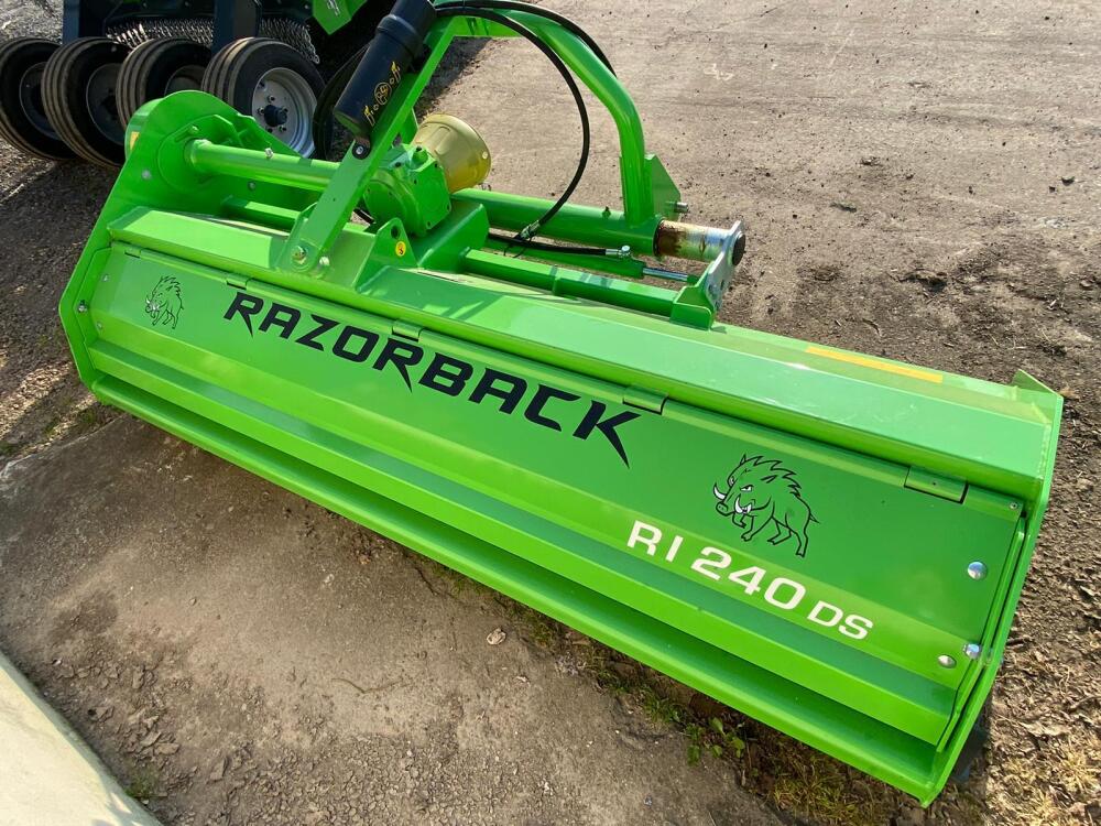 RAZORBACH RI240 FLAIL MOWER