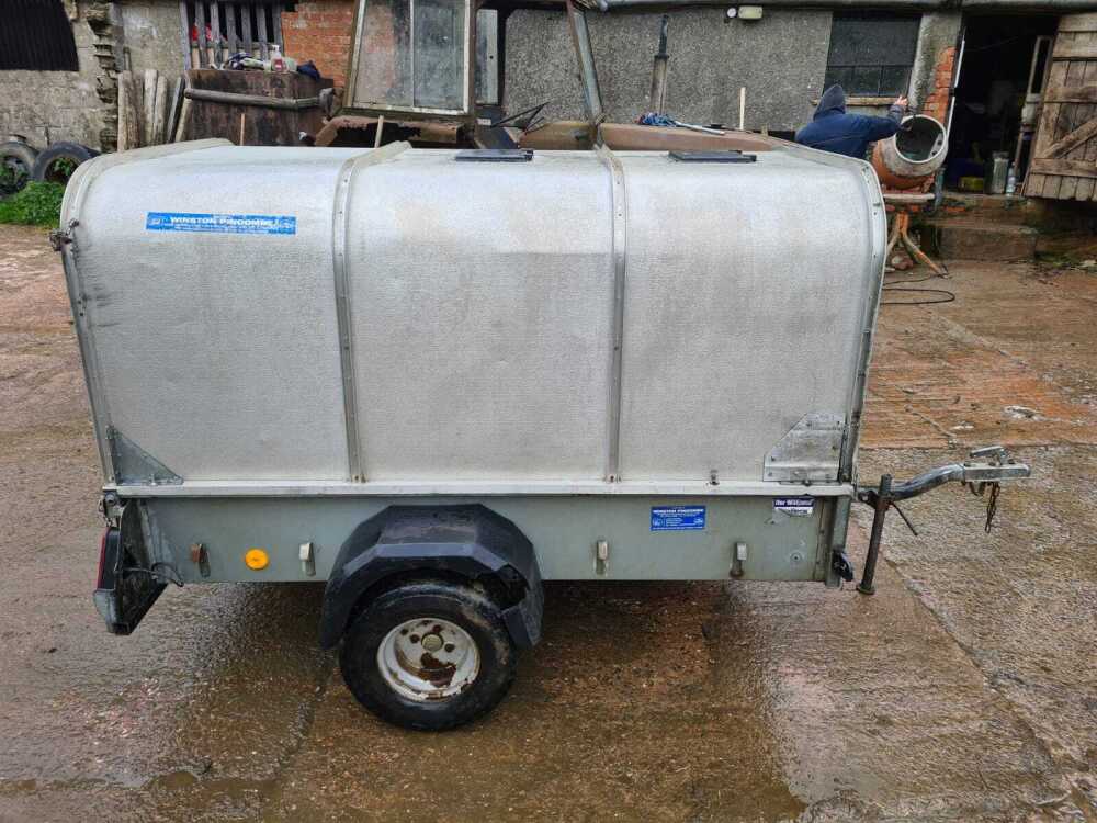 IW P6E 6X4 LIVESTOCK TRAILER