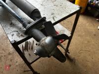 BRITISH SILVER SEAGULL OUTBOARD MOTOR - 3
