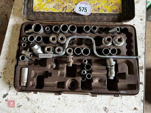 INCOMPLETE SOCKET SET