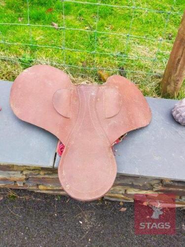 SMALL PONY SADDLE (S/R)