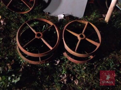 21" CAST RING WHEELS X4