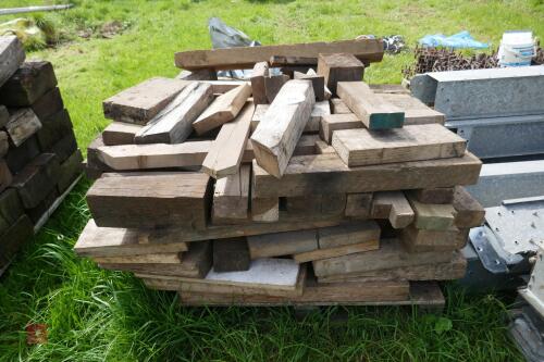 PALLET OF TIMBER OFFCUTS