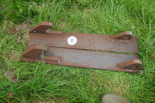 PAIR OF WELD ON JCB Q-FIT BRACKETS