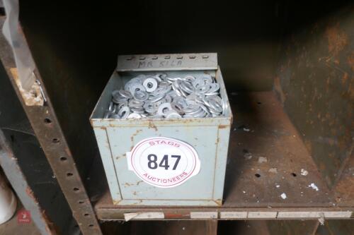 BOX OF WASHERS