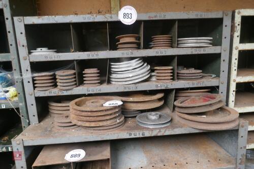 LARGE SELECTION OF PULLEY WHEELS