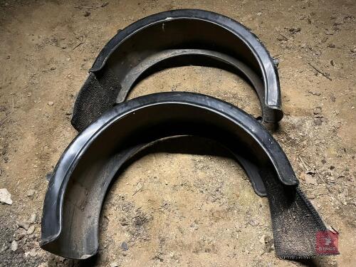 PAIR OF LORRY MUDGUARDS