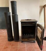 SMALL WOOD BURNING STOVE - 2