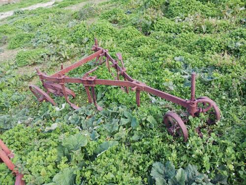 HORSE DRAWN 7 LEG CULTIVATOR