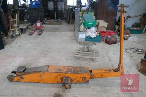 LARGE 10 TON TROLLEY JACK